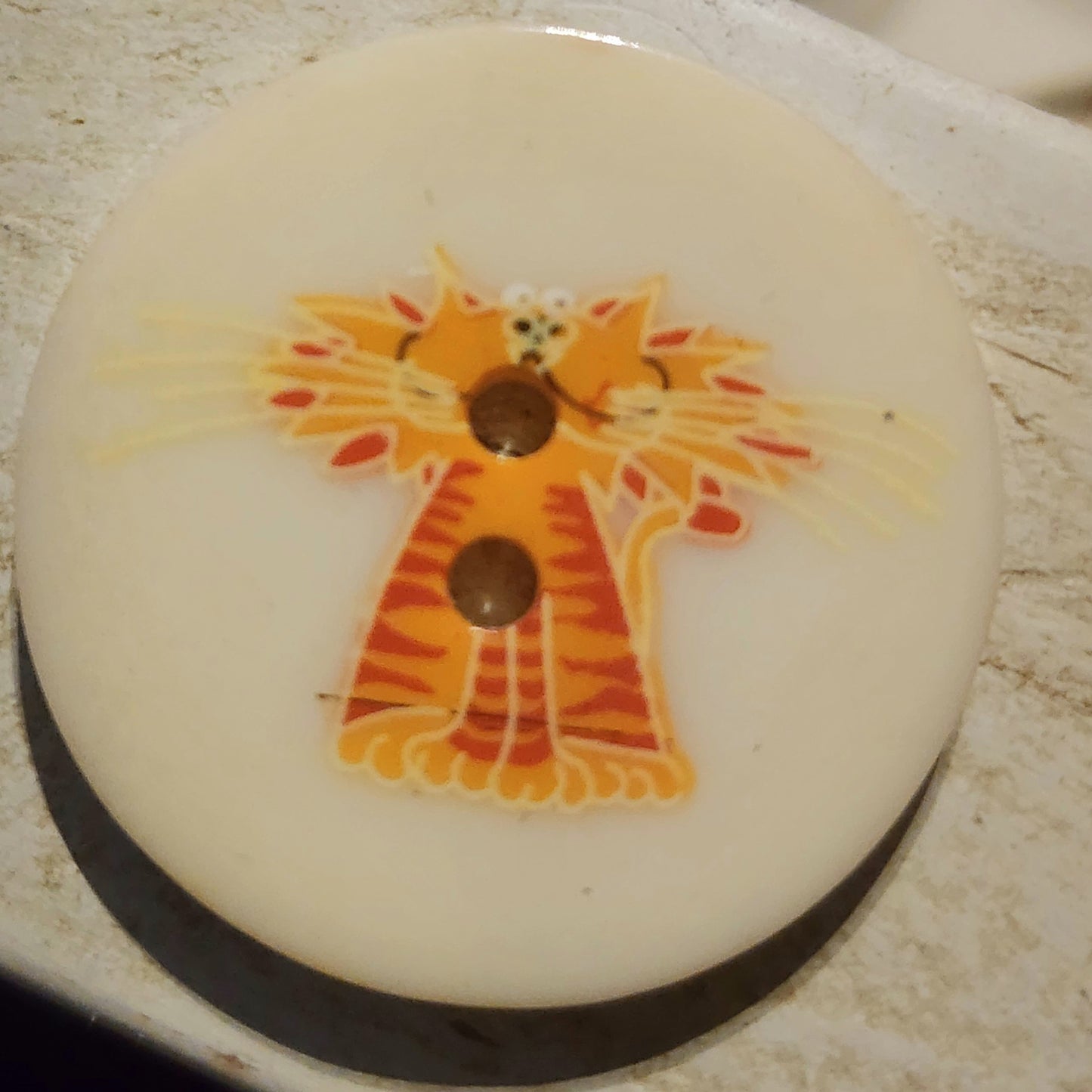 Round cat buttons 30mm