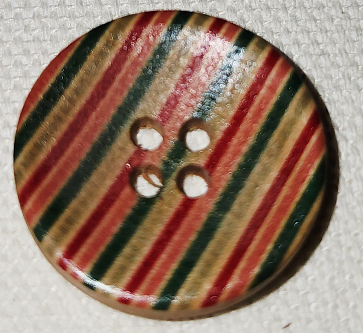 18mm printed wooden buttons - 6 designs