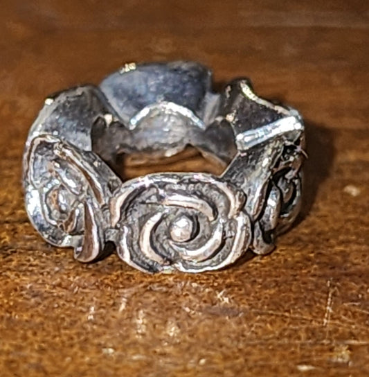Sterling silver floral ring bead