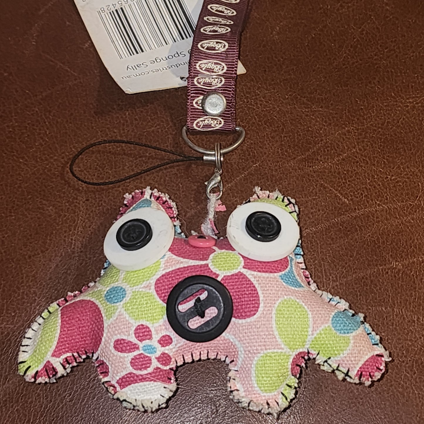 Fabric frog keyring with lanyard