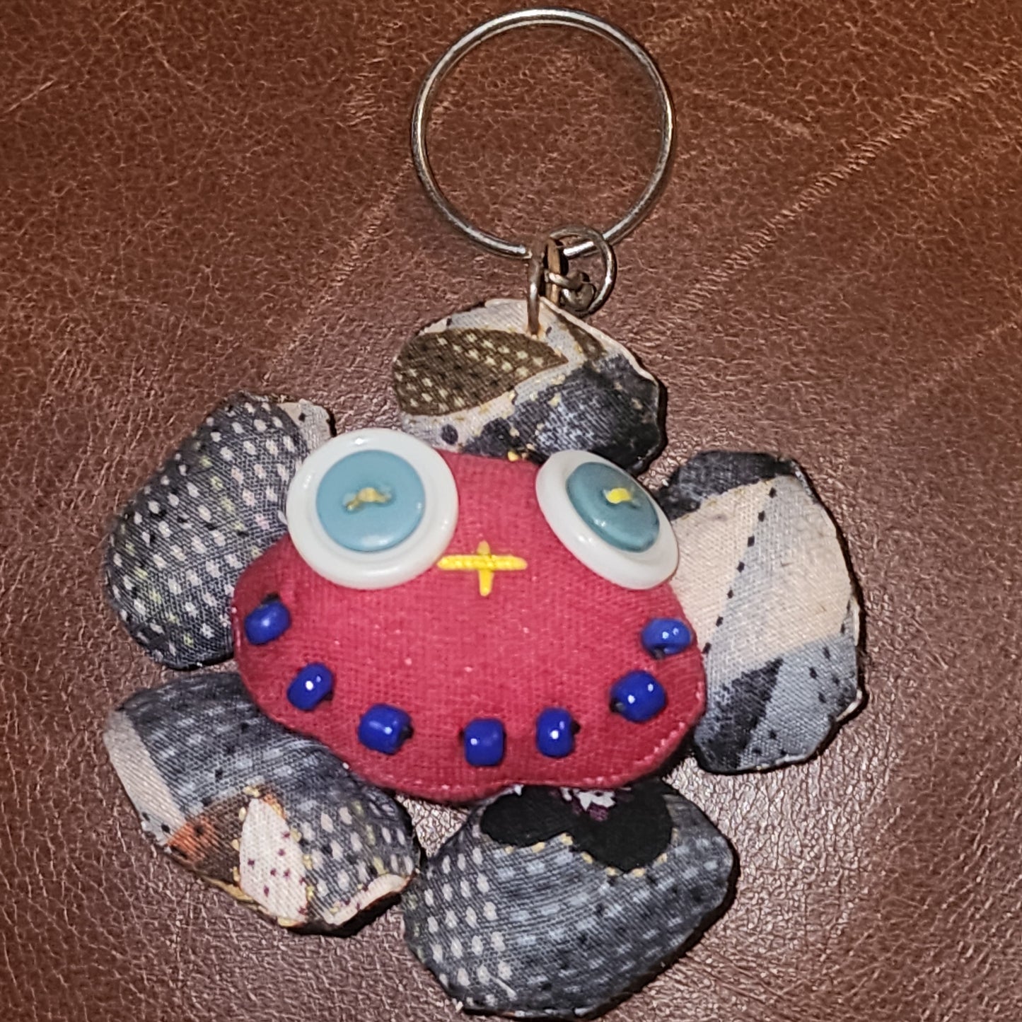 Fabric beaded flower keyring 6.5cm