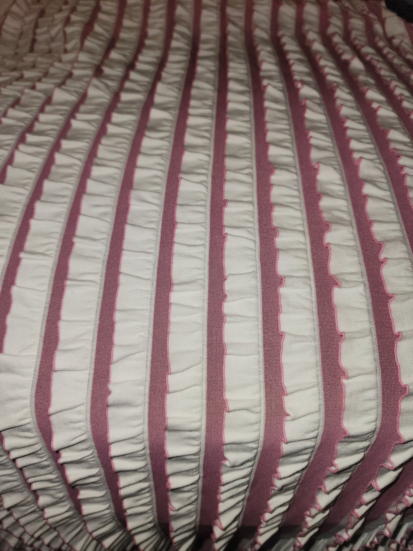 Mini ruffle stretch fabric 140cm wide - hot pink and white