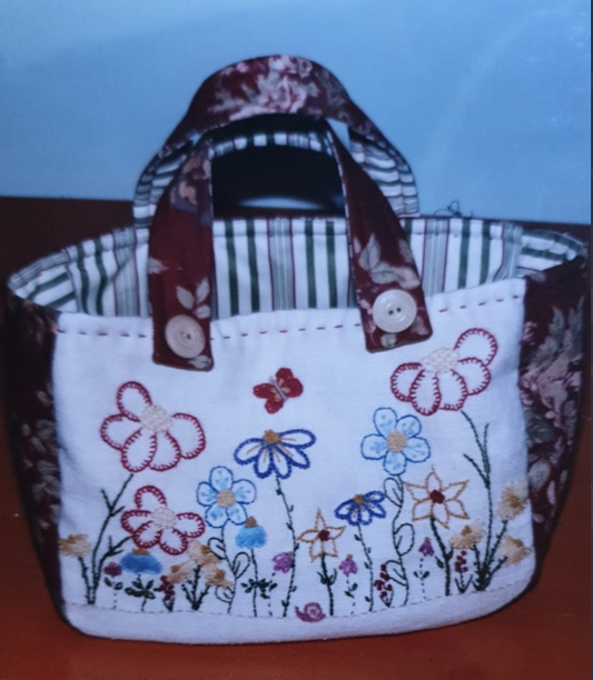 Butterfly Bag Pattern by Amberwood Country Crafts PA340