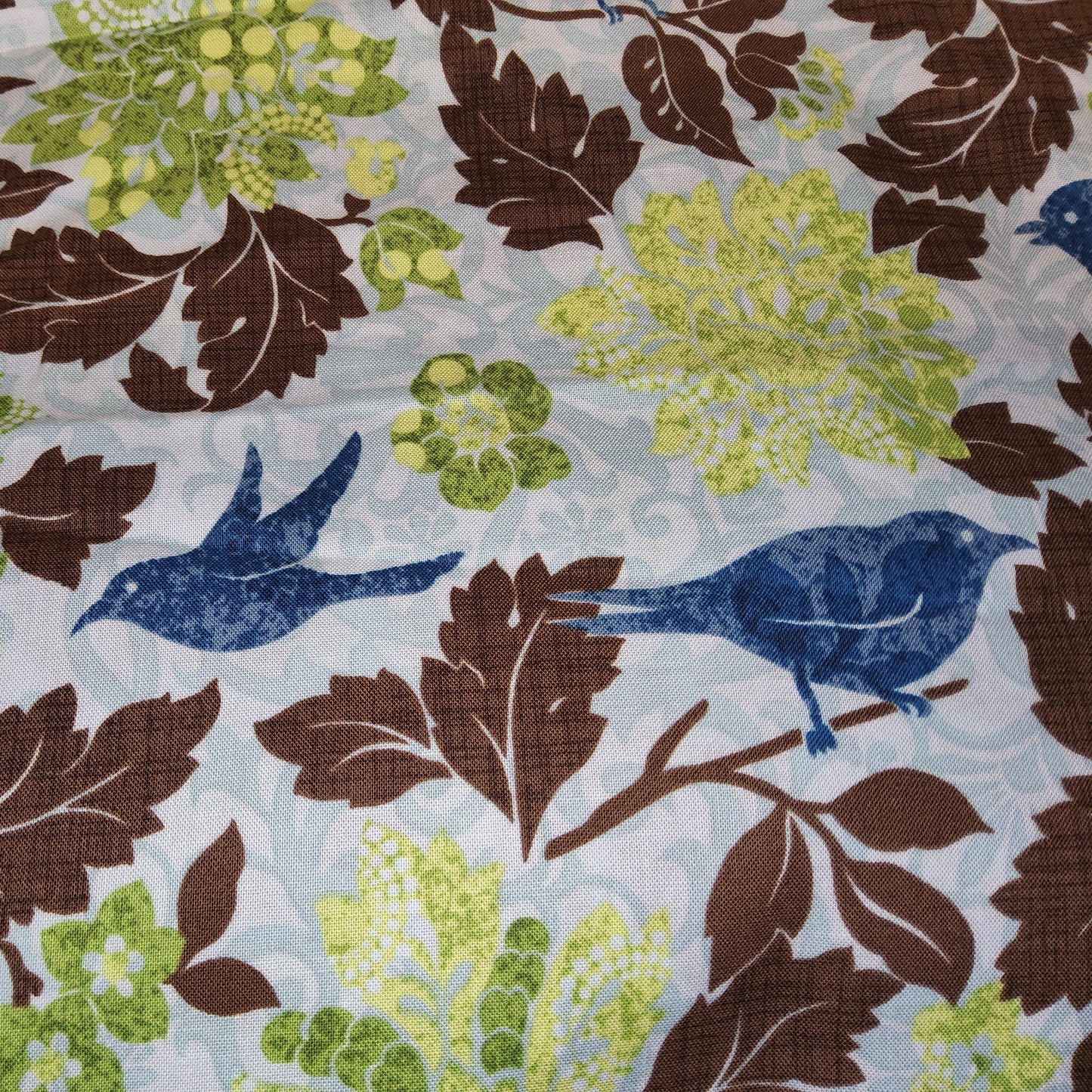 Hoffman Mercer St bird and foliage E560