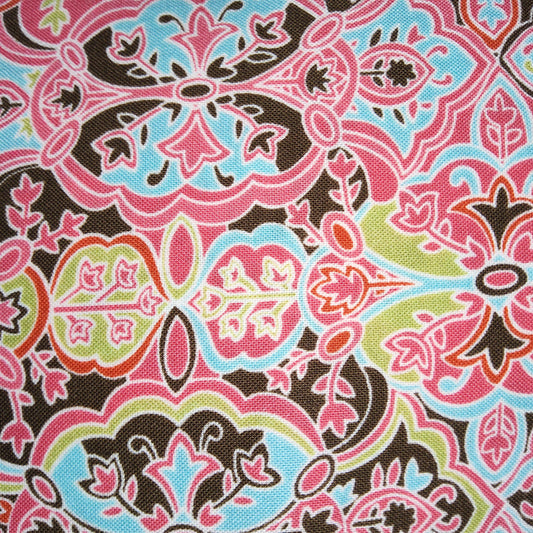 Moda - Summer in the City by Urban Chiks 31004-11 Mocha Paisley