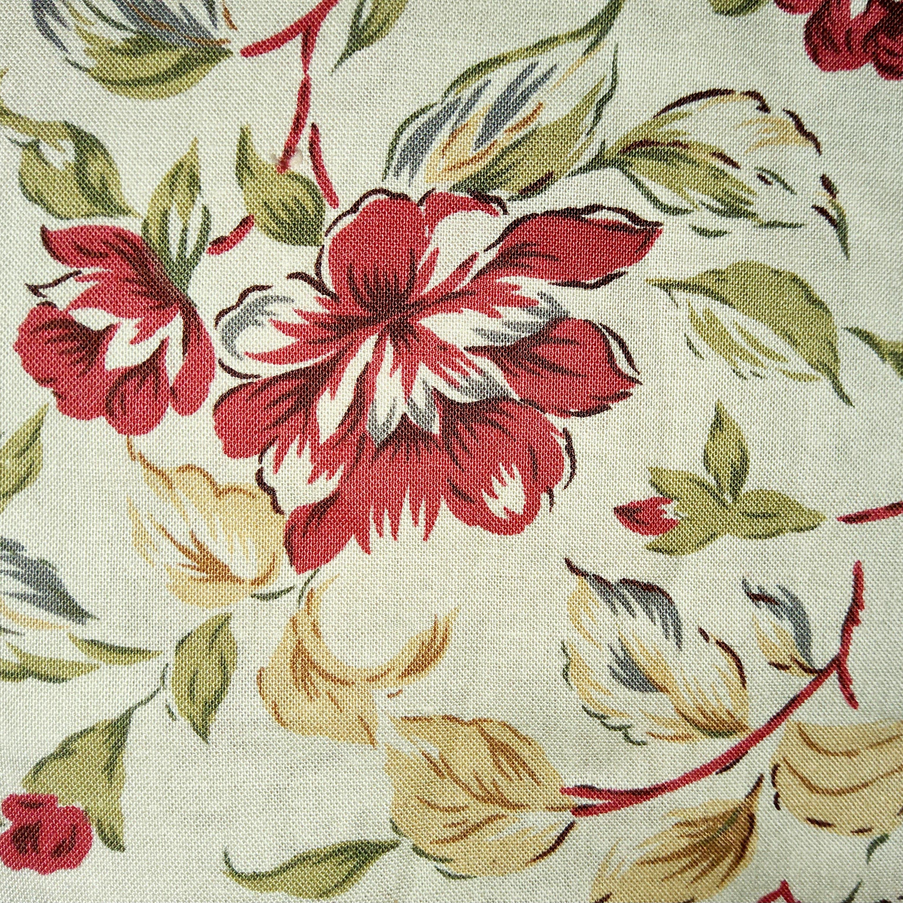 Country roses in brick red – Fred the Needle