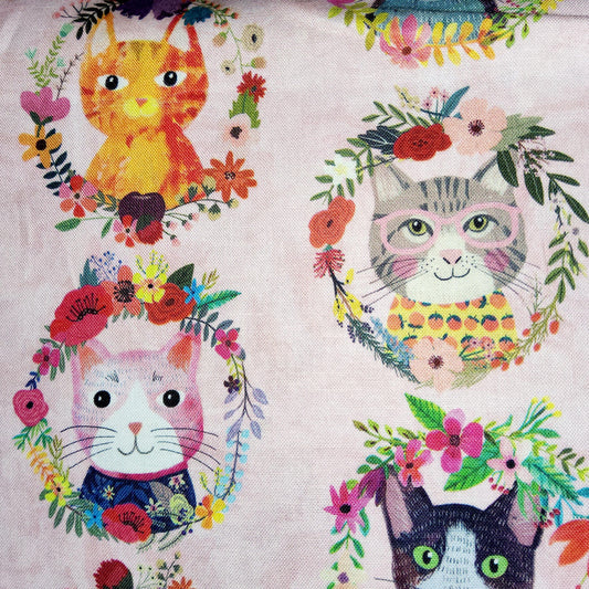 Mia Charro - Floral Pets - Wreath Cats Small 129 101 10 Pink