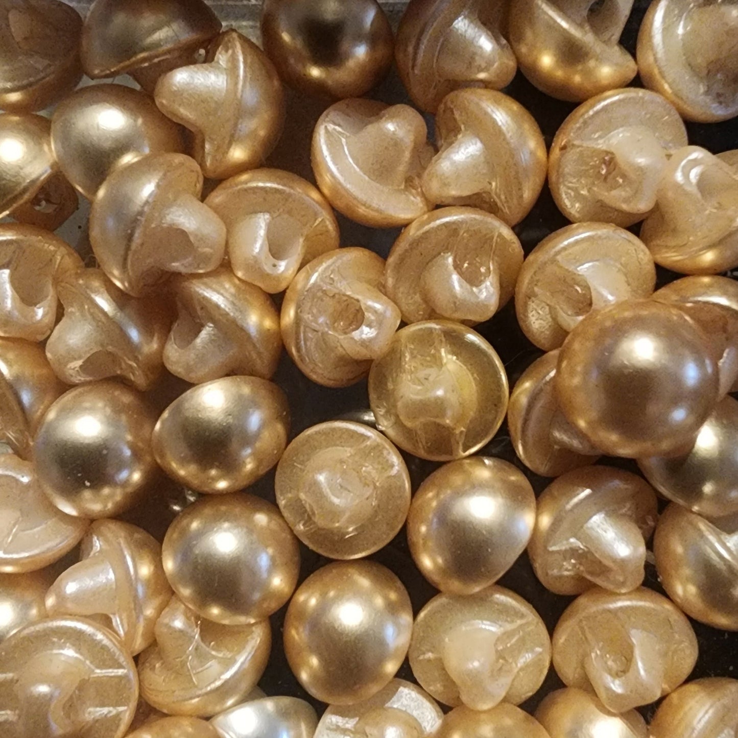 8mm dome button ANTIQUE GOLD shank back