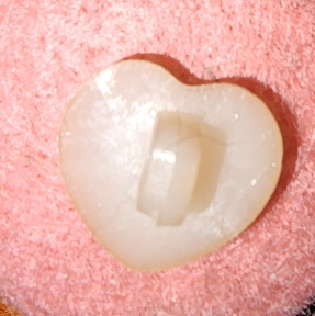 Heart Button 3D Sand/Beige Colour 1.5cm shank back