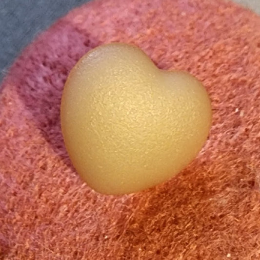 Heart Button 3D Sand/Beige Colour 1.5cm shank back