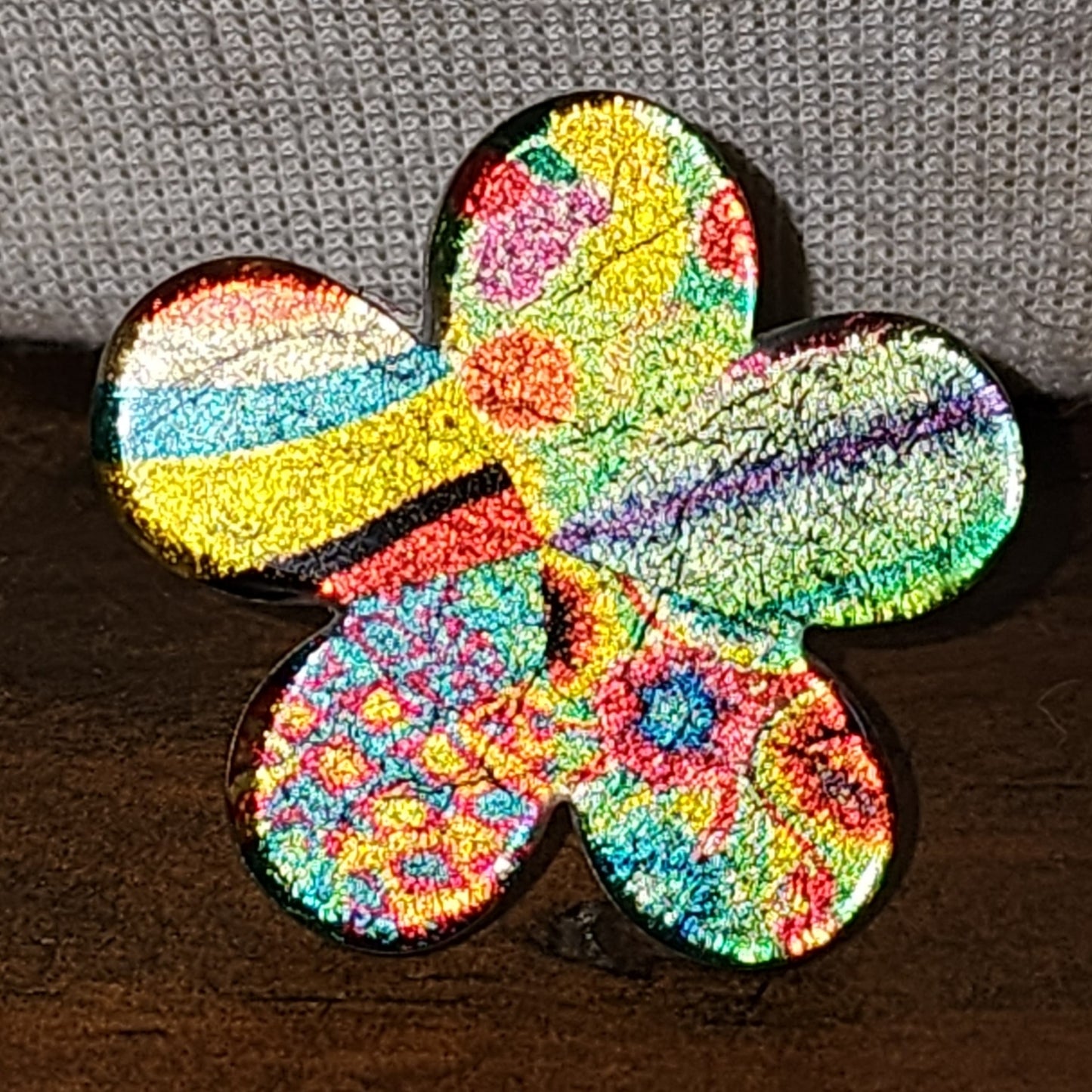 Resin Retro Flower Ring (36mm across)