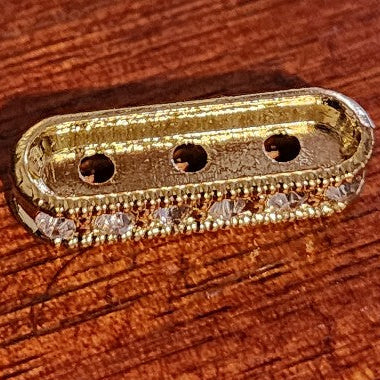 Gold diamante cord bar 20mm long (3 hole)