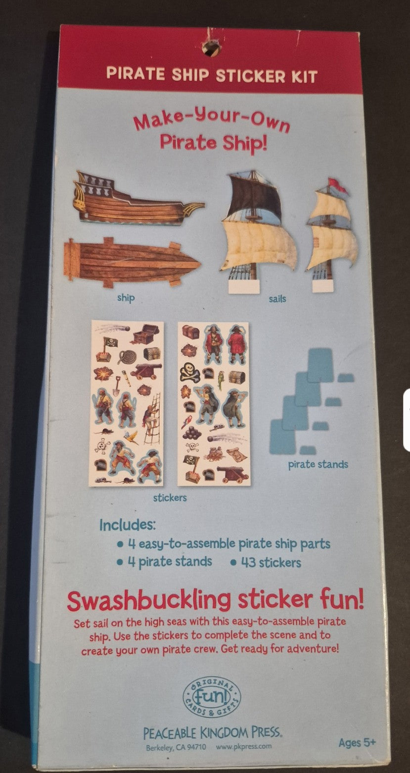 Pirate ship adventure kit - build & play (Ages 5+)