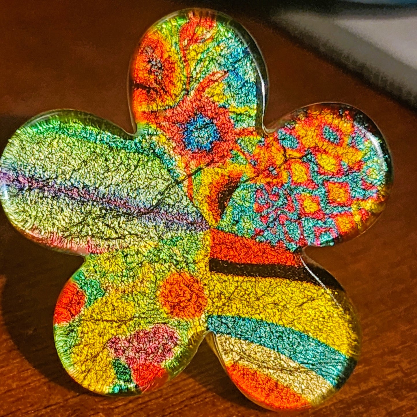 Resin Retro Flower Ring (36mm across)