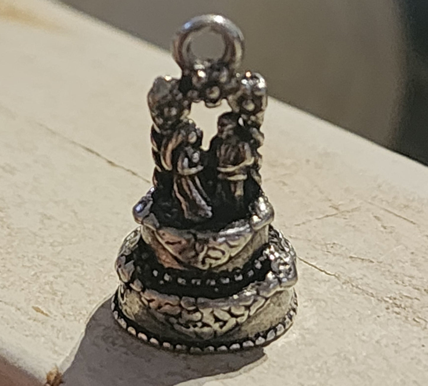 Metal Wedding Cake Charm