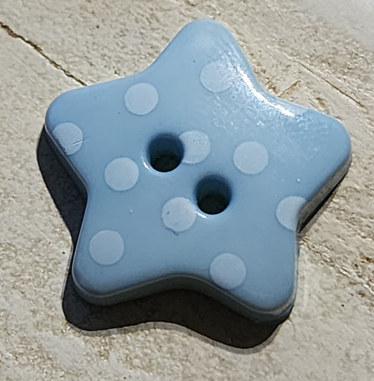 Spotty star button blue 16mm