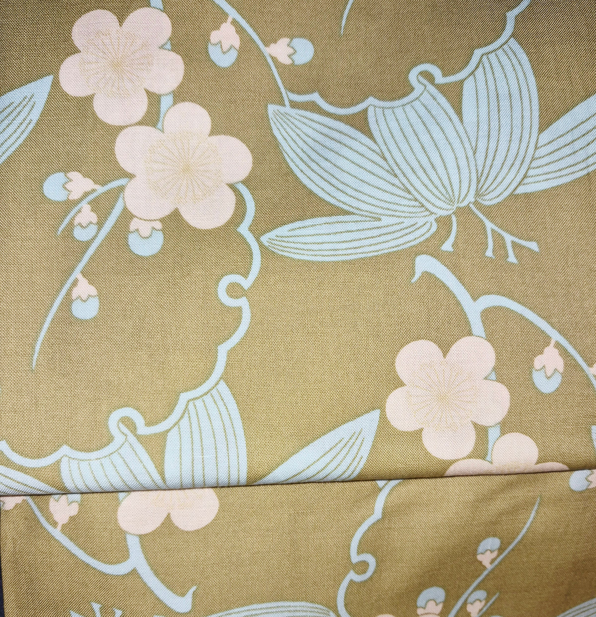 Amy Butler - Midwest Modern 2 - Trailing Cherry - Sand AB28