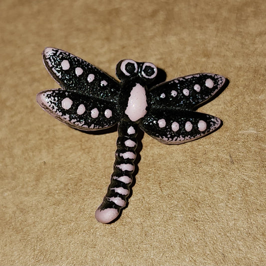 Dragonfly button dusty pink (1.8cm wide)