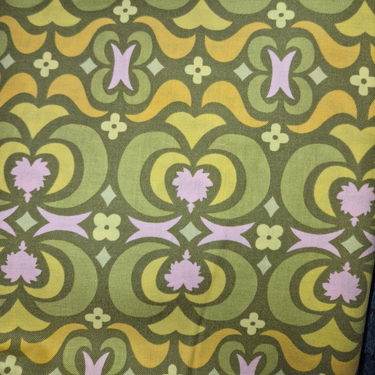 Amy Butler - Midwest Modern - Garden Maze - Olive AB23