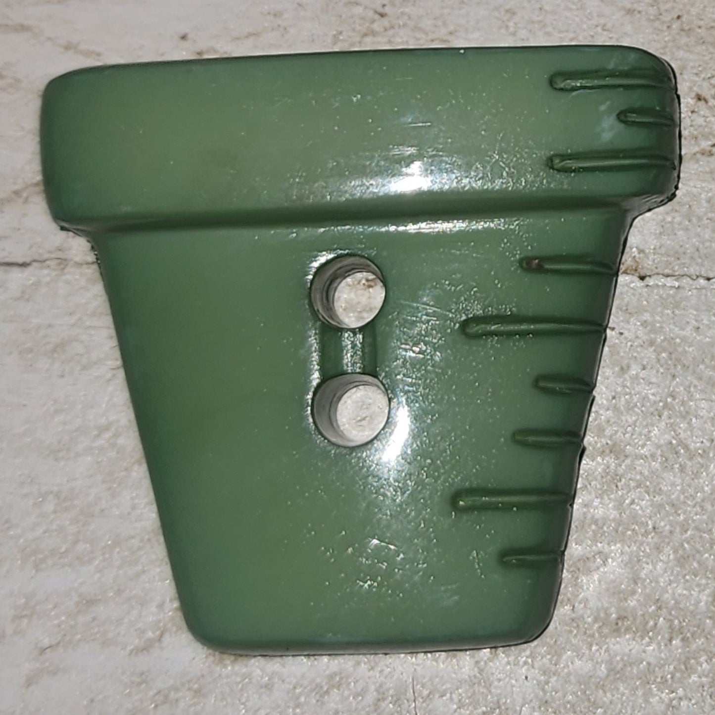 Flowerpot button Hunter Green 2cm