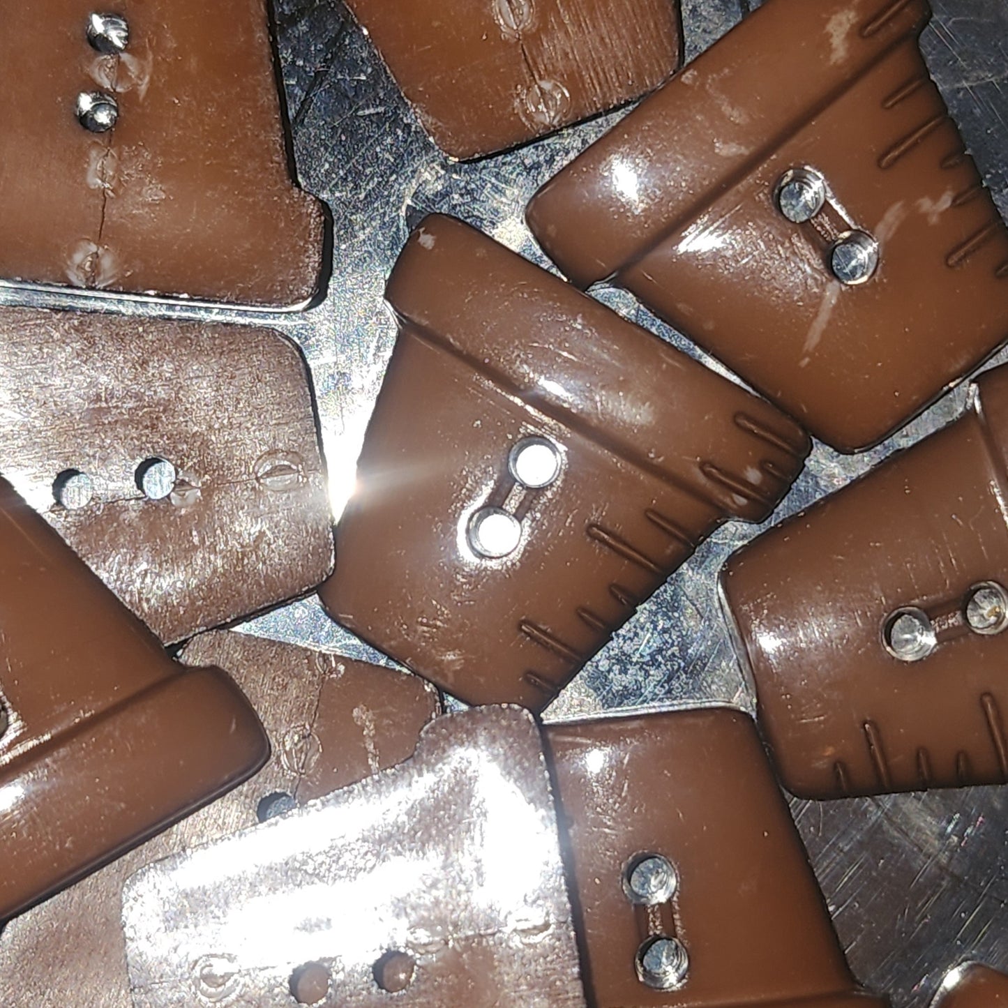 Flowerpot button Brown 2cm