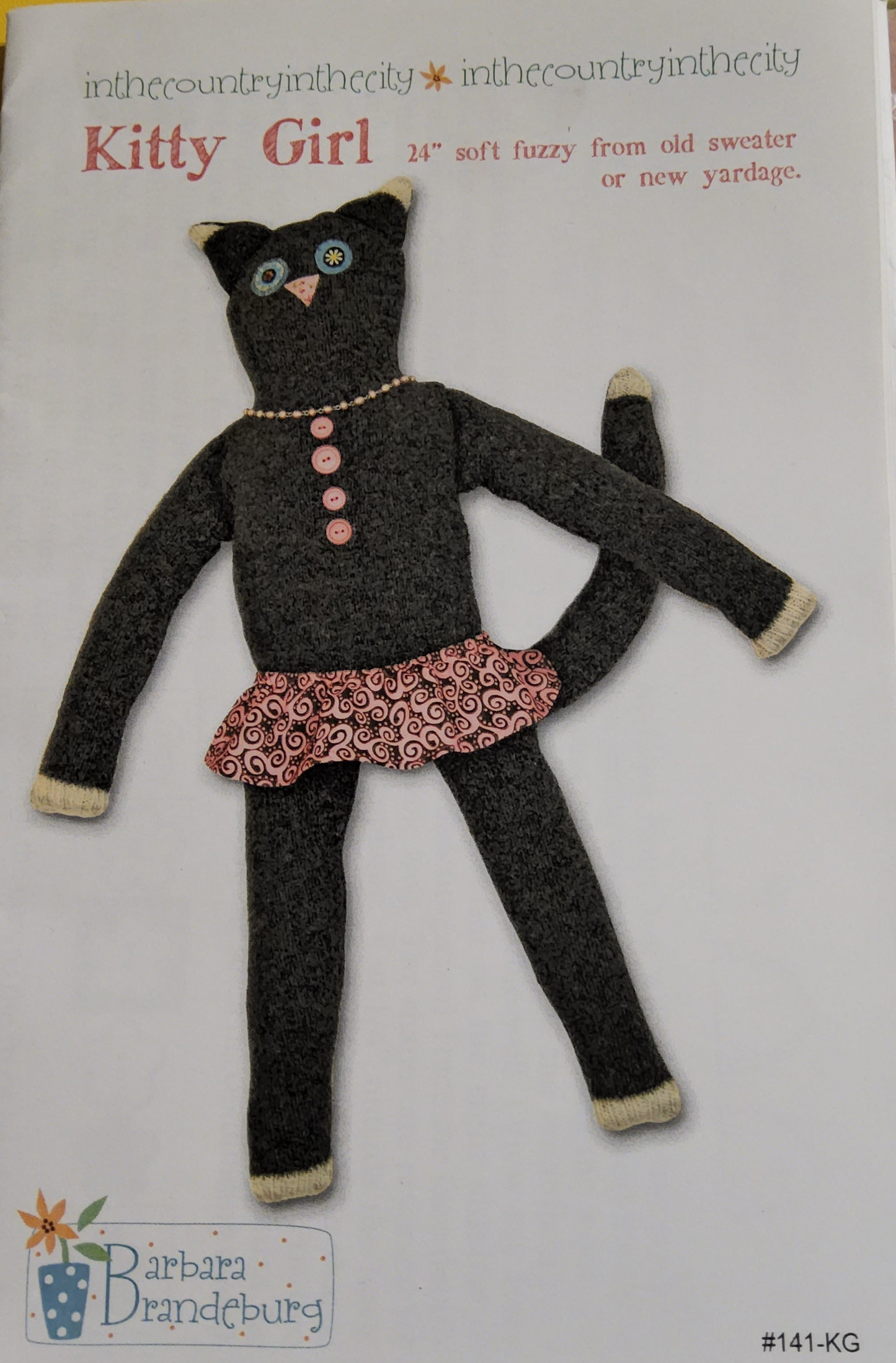 Kitty Charmer Pattern and Kitty Girl Pattern 141-KG (by Inthecountryinthecity) Barbara Brandeburg