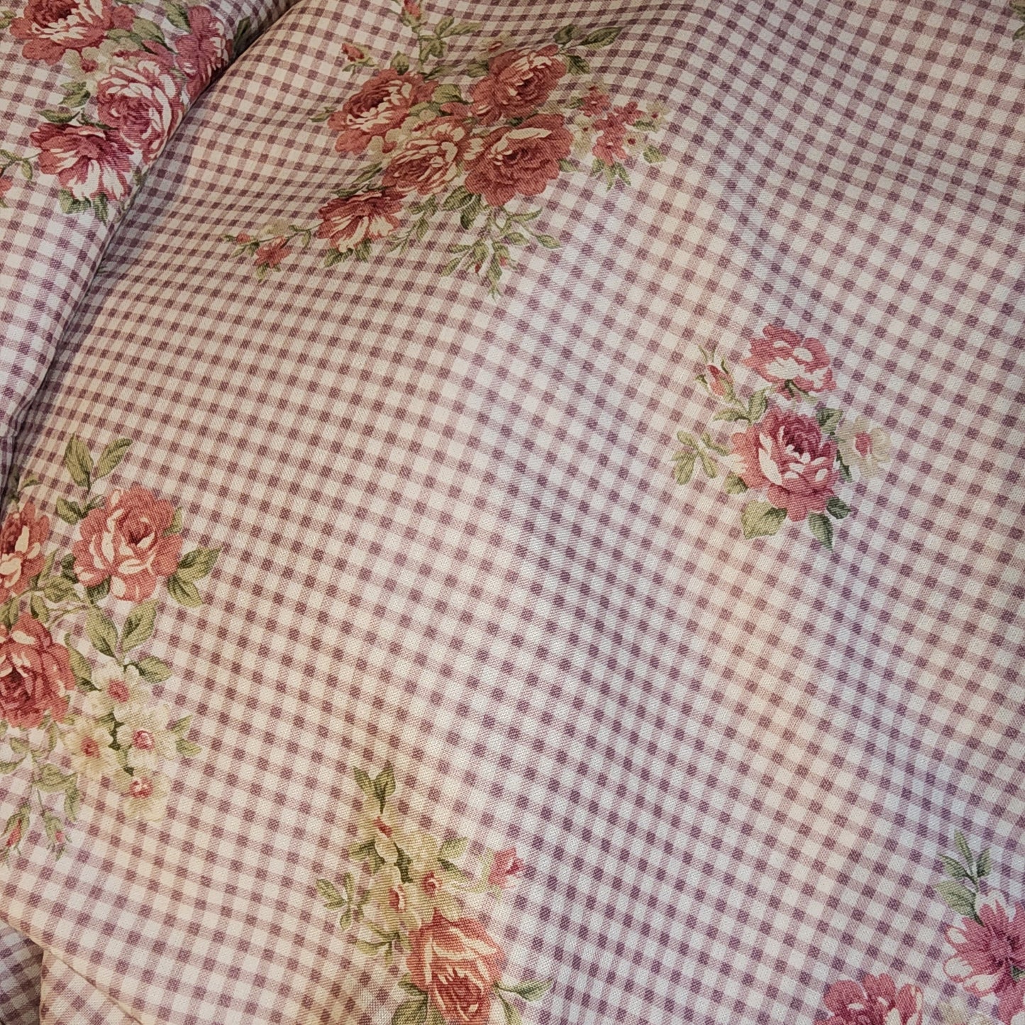 YUWA sixty-eight collection lilac gingham with posies (roses)