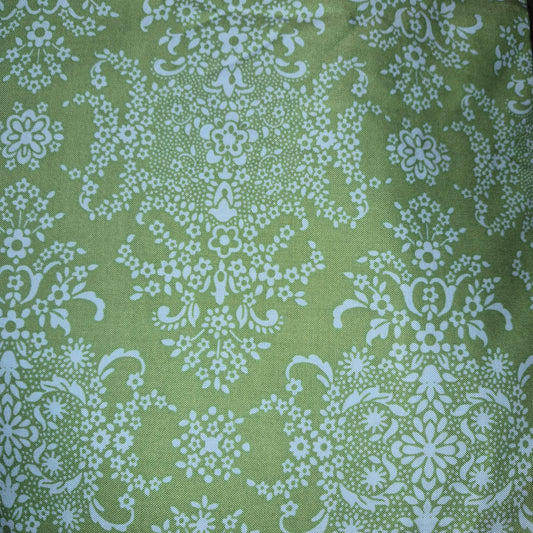 Amy Butler - Soul Blossoms - English Garden Organic 2011 - Pine ORAB005 **