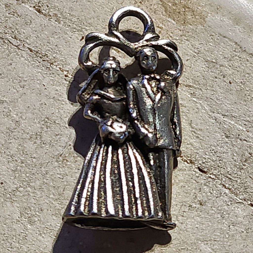 Metal Bride & Groom charm