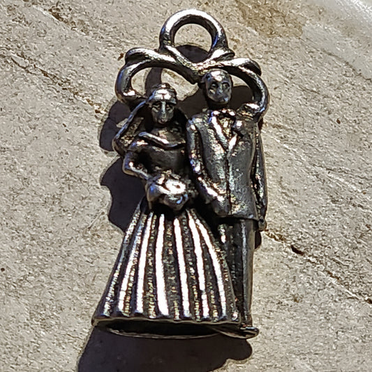 Metal Bride & Groom charm