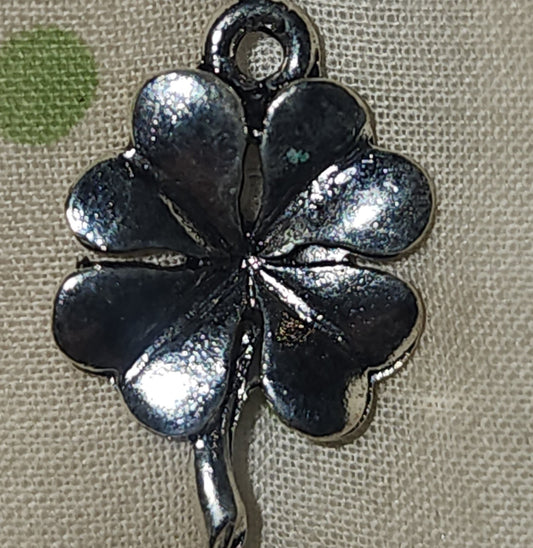 Metal shamrock (4 leaf clover) charm