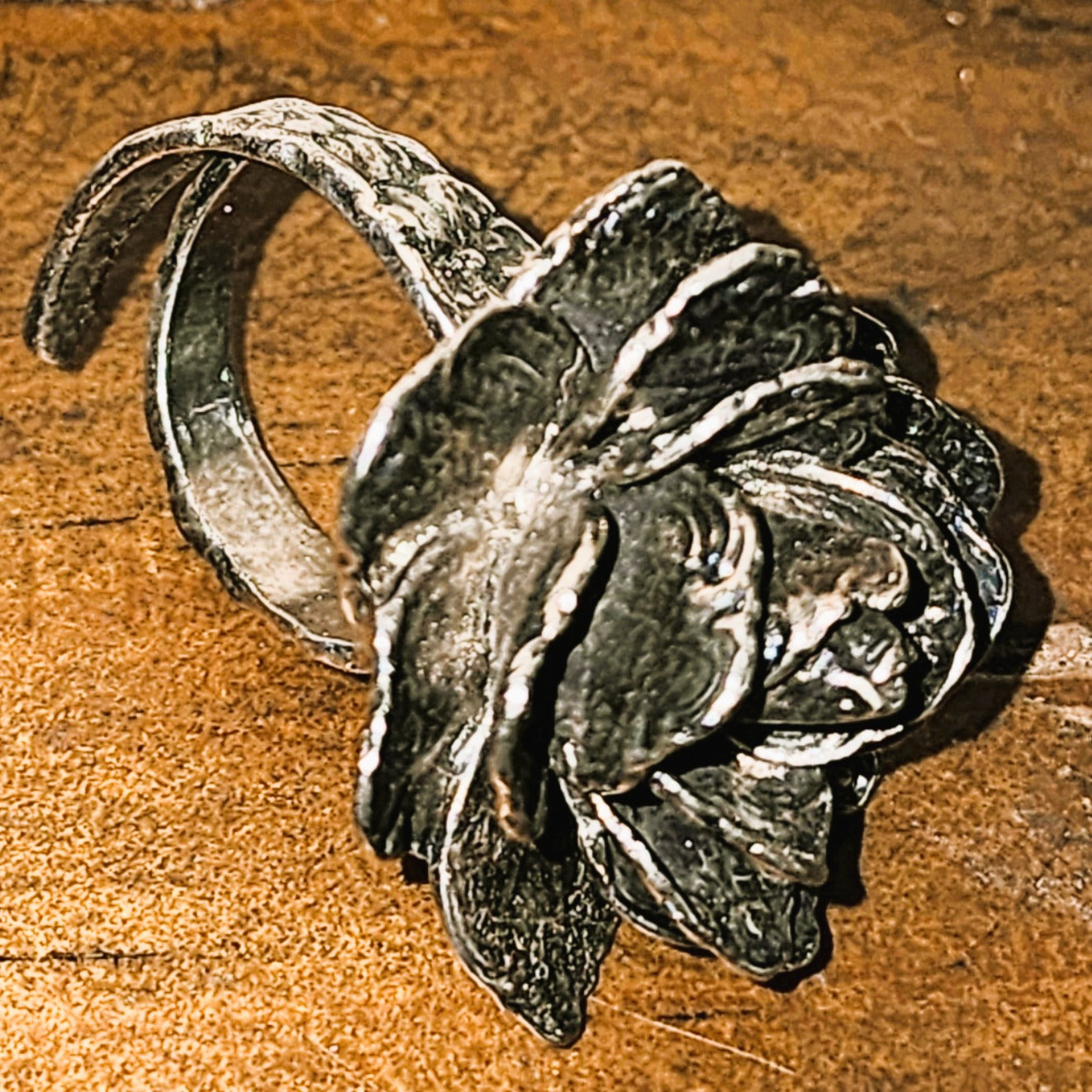 Metal Silver Spoon Rose Ring (3cm rose diameter)