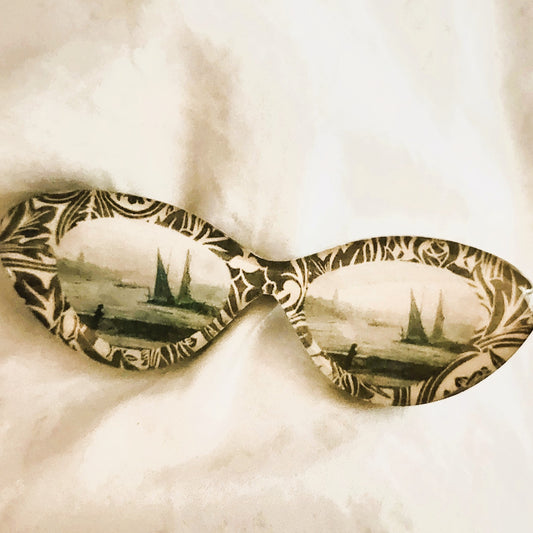 Resin Retro Sunglasses brooch 3.5" - harbour scene