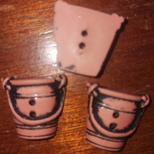 Terracotta bucket button 2cm high