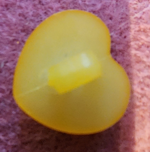 Heart Button 3D SunnyYellow 1.5cm shank back